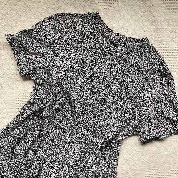 Volcom Boraborado leopard t-shirt dress - Picture 2 of 4